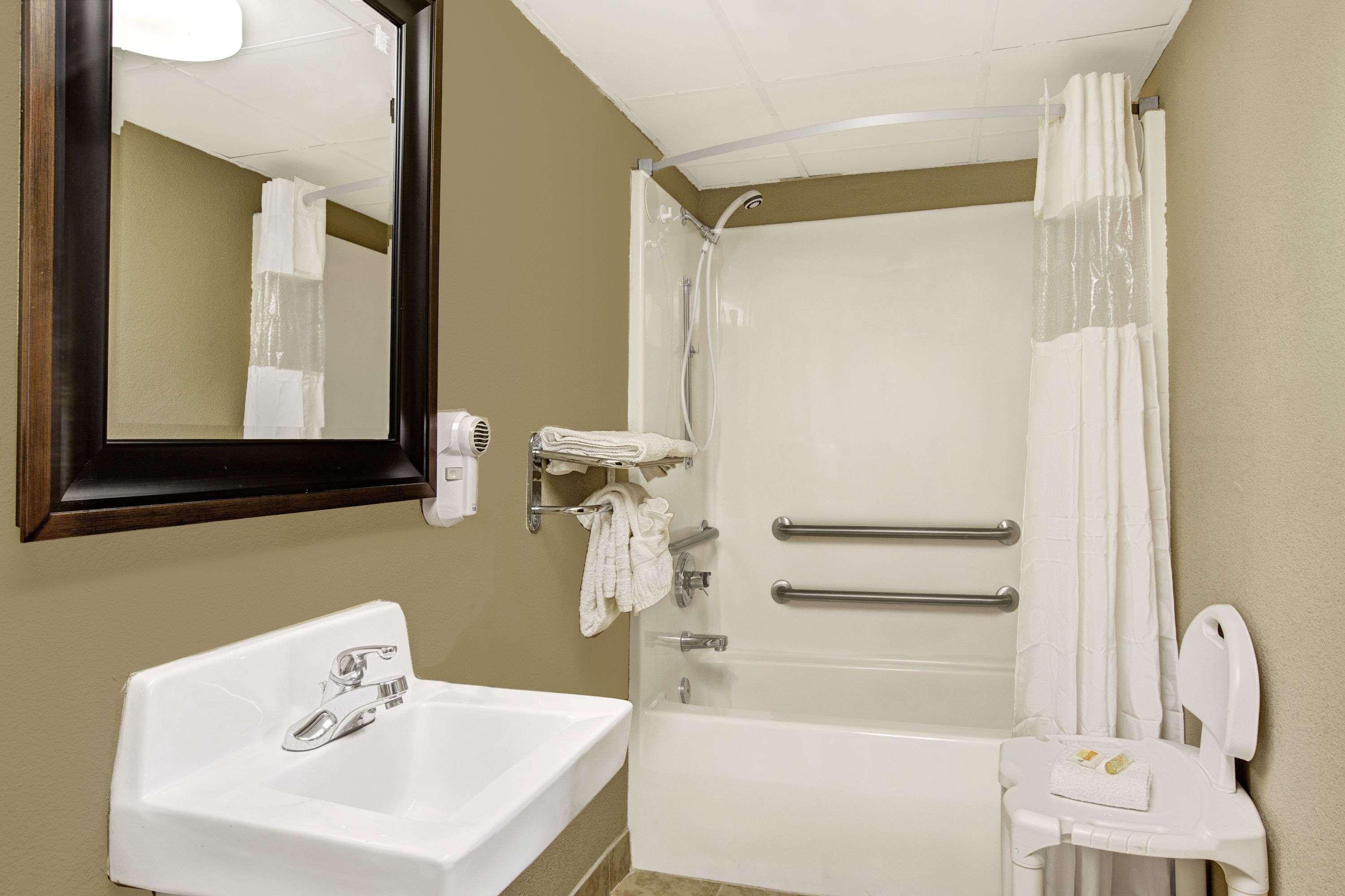 Days Inn Conover/Hickory Zewnętrze zdjęcie