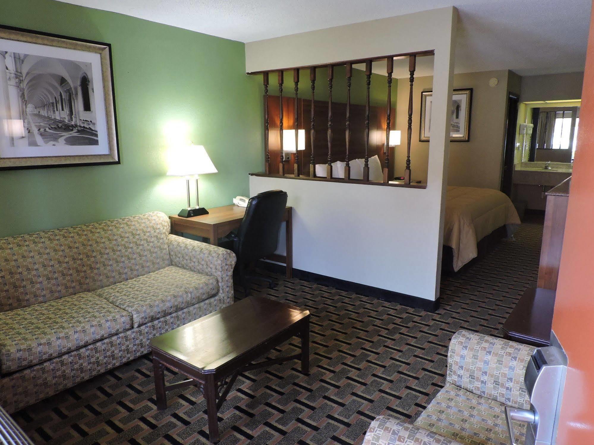 Days Inn Conover/Hickory Zewnętrze zdjęcie